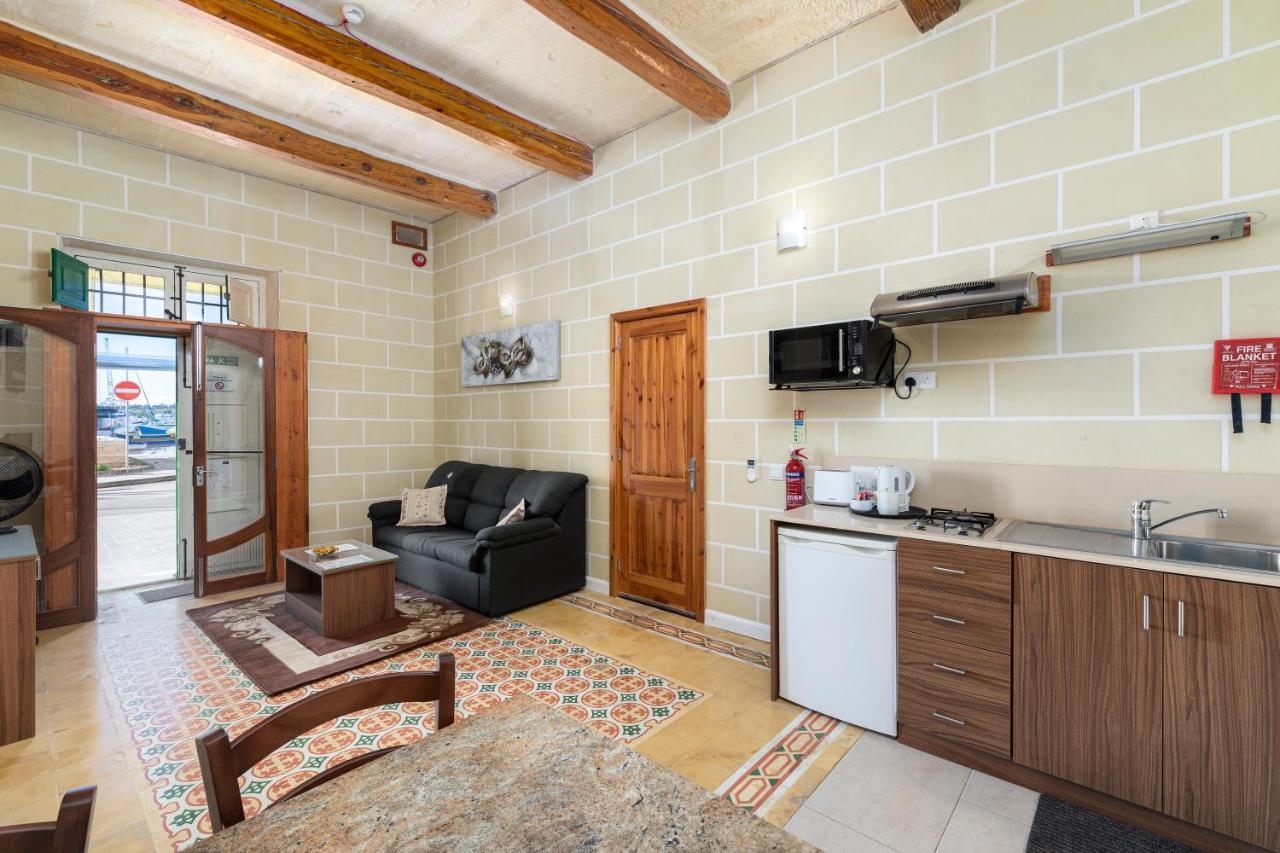 Quayside Apartments マルサシュロック エクステリア 写真